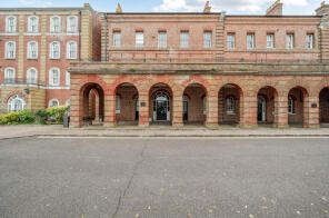 10, The Colonnades, Royal Gate, Southsea PO4 9XP