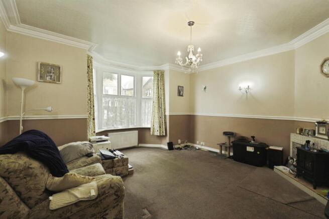 3 bed Semi-Detached for sale Image 4