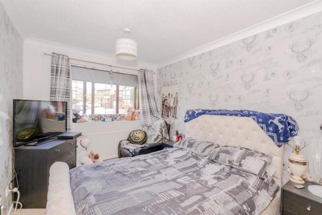 42, Rochester Way, Cannock, Staffordshire, WS12 3Y