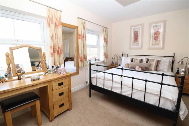 Bedroom/En-suite