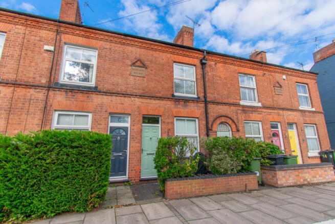 2-bed terraced on Bushloe End, Wigston, LE18 2BA, £210,000