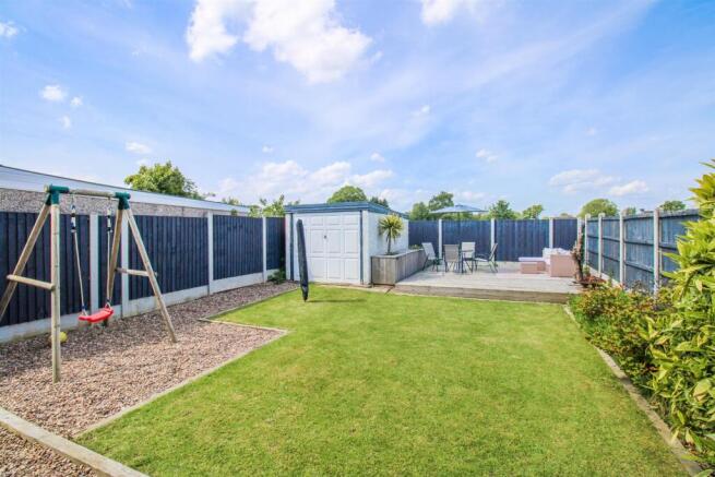 3 bed Semi-Detached for sale Image 12