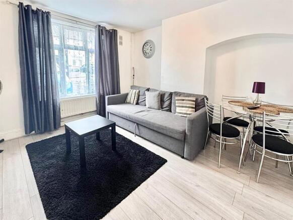 WhatsApp Image 2025-06-09 at 14.44.17_09a34967.jpg