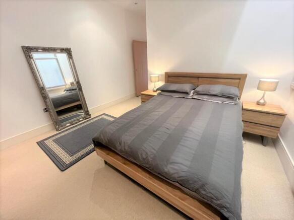 Mater bedroom