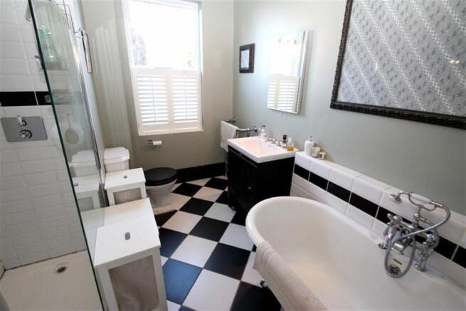 REFITTED BATHROOM RE
