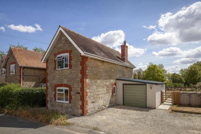 3-bed semi-detached on Stour Row, £450,000