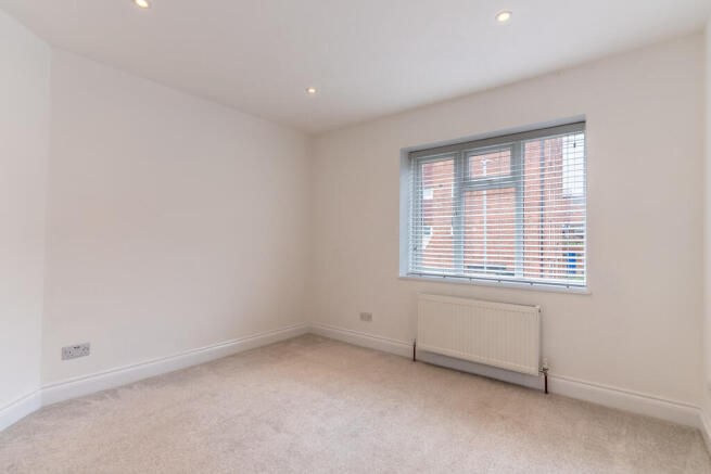 5 Egerton Square-...