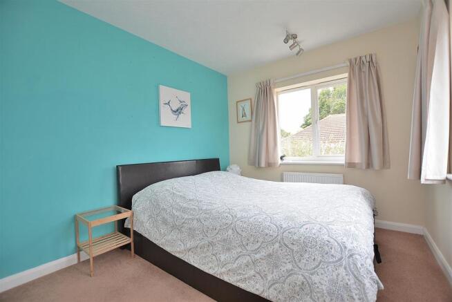BEDROOM 2