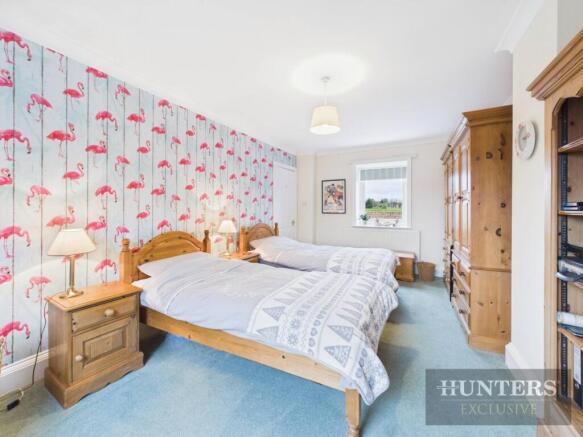 3 bed Semi-Detached for sale Image 10