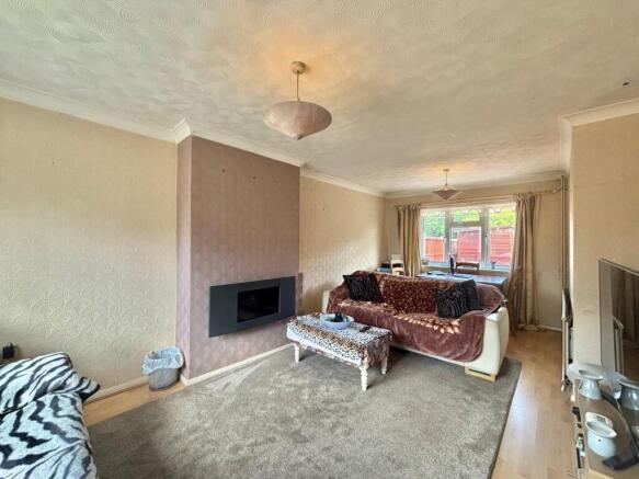 Laburnum Grove, Hucknall, Nottingham photo 3
