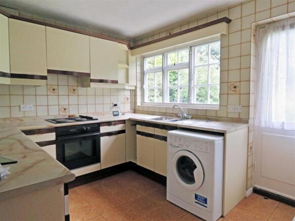 Kitchen.JPG