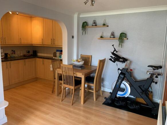 DININGA AREA