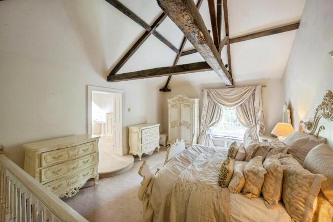 4 bed Character Property for sale Image 11