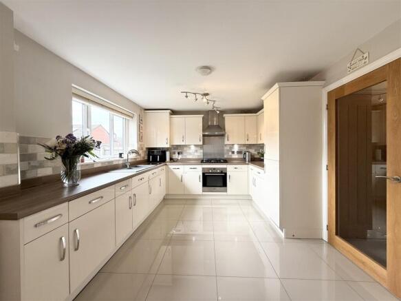 LIVING DINING KITCHEN
