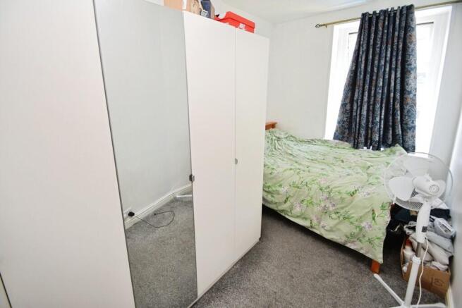 4 bed Terraced for sale Image 8