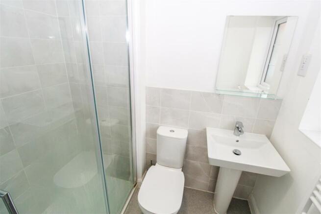 EN SUITE SHOWER ROOM/W.C.