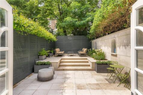 Campden Hill Road, London, W8