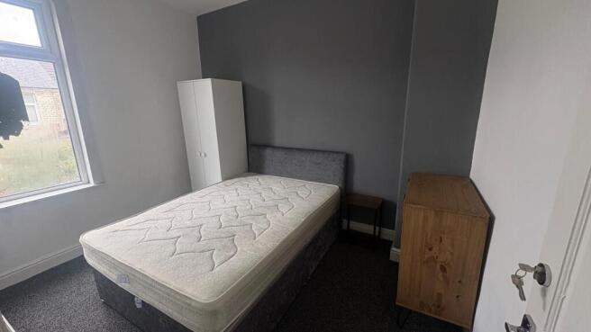 3 bed Terraced to rent Image 7