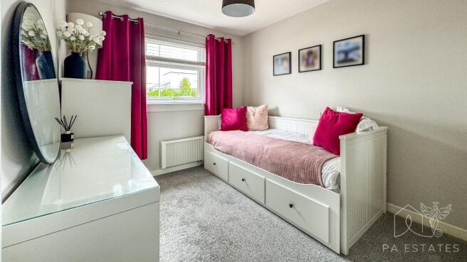 Bedroom, 2.