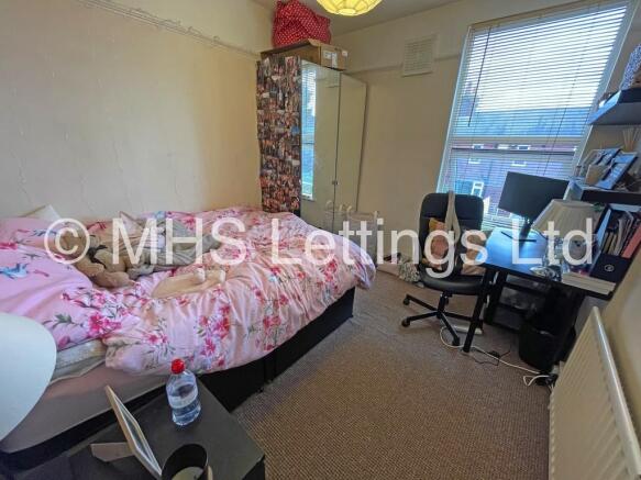 5 bed Terraced to rent Image 9