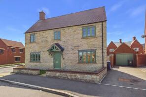 24, Capricorn Way, Brackley NN13 6GG