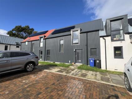 14 Rowarden Place, Lamlash, Isle of Arran, KA27 8FR