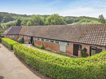 Ifield Farm, Shorne Ifield Road, Shorne, Kent