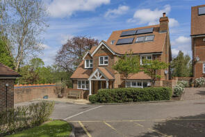 10, Tupwood Gardens, Caterham CR3 6EW