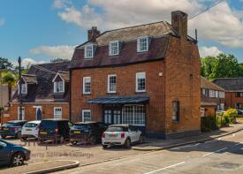 3, The Square, Broxbourne EN10 6JR