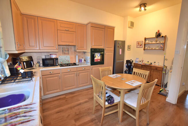 1 bed Apartment for sale Image 6