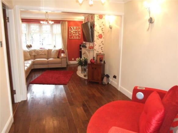 Lounge/ Dining Room