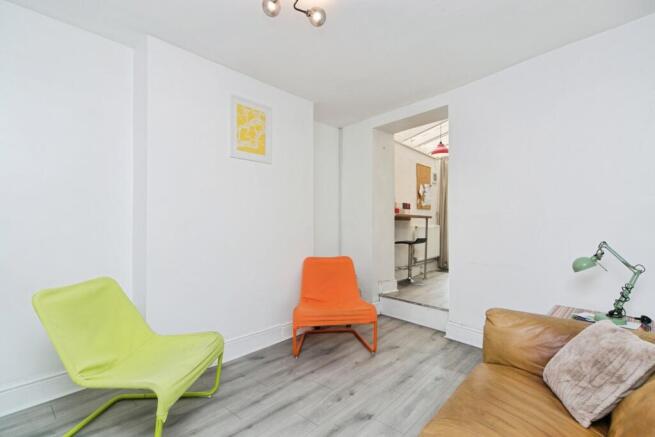 The Crescent, Bangor, Gwynedd, LL57 photo 4