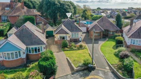 Branders Close, Wick Village, Southbourne, BH6 4LW