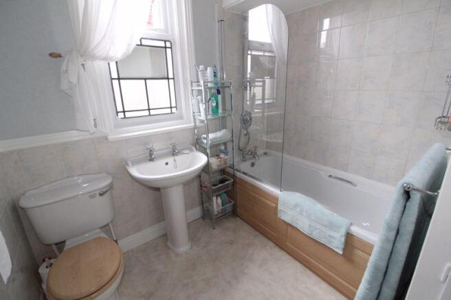 Family Bathroom/WC