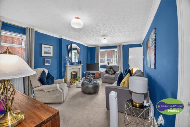 19 Kestral Close 5.jpg