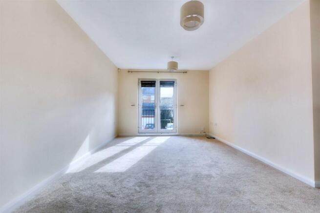 Living Room_2.jpeg