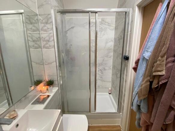 En-suite Bathroom