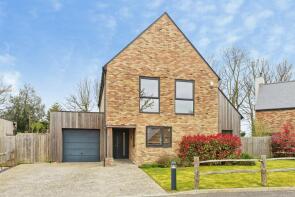 3, Lynwood Green, Sandwich Road, Dover CT16 3PZ