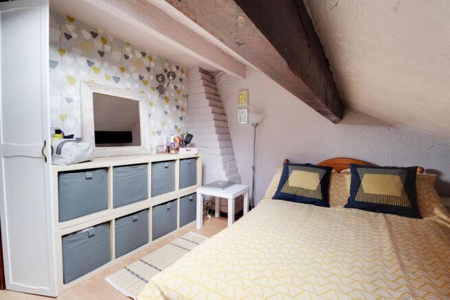 Bedroom 2 (Double)