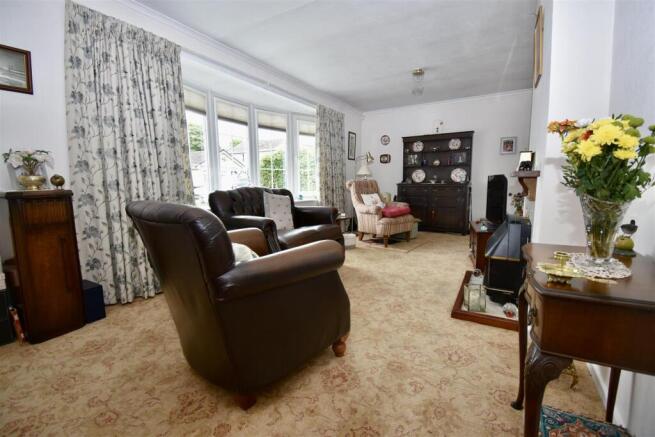 3 bed Detached Bungalow for sale Image 6