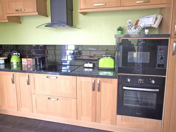 KITCHEN/DINER-PHOTO