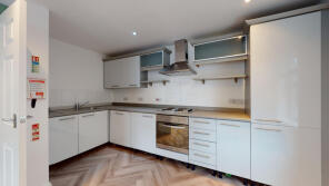 Flat 2, Oakfield House, Kirkstall Lane, Kirkstall, Leeds LS5 3LF