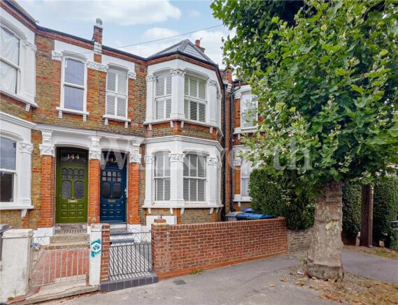 Bathurst Gardens, London, NW10 photo 3
