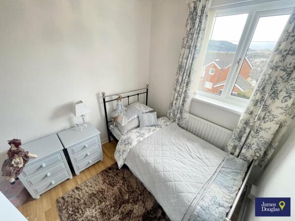 Bed32