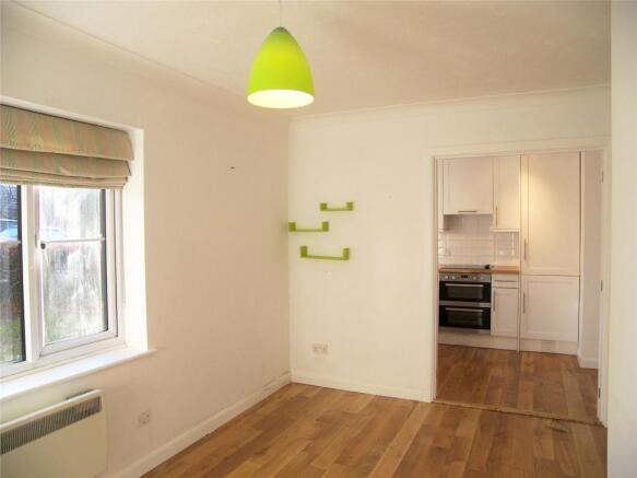 Bedroom 2 / Dining