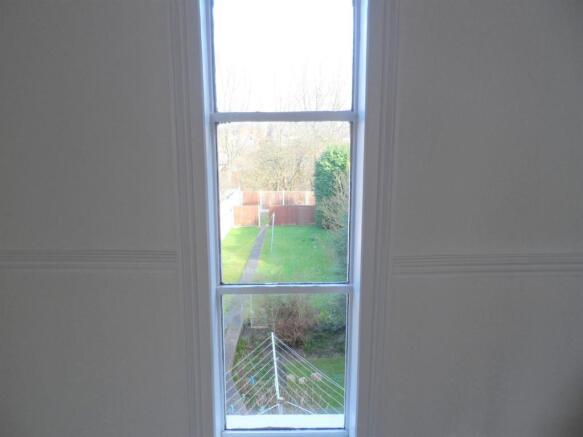 FIRST FLOOR LANDING