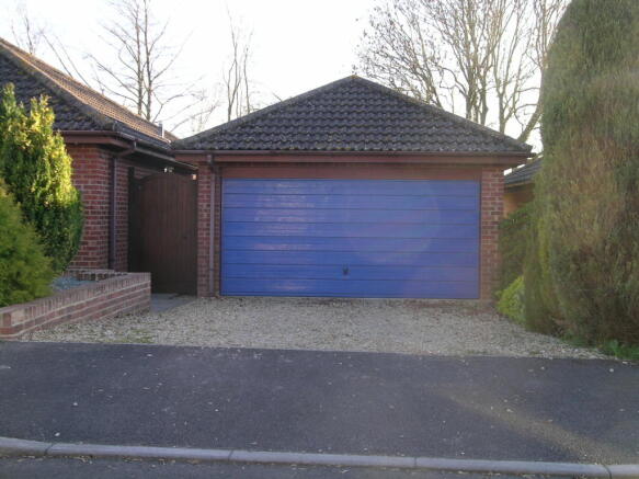 Photo 12