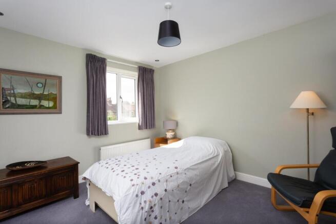 3 bed House for sale Image 6