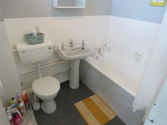 Photo 5