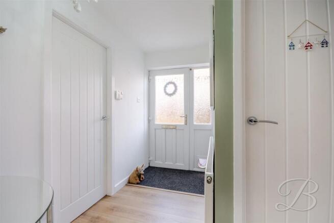 Canterbury Close, Mansfield Woodhouse, Mansfield photo 4